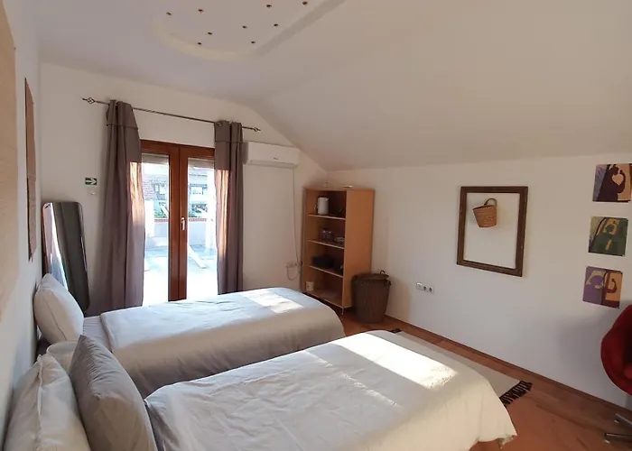 Bas Bastica בית אירוח *